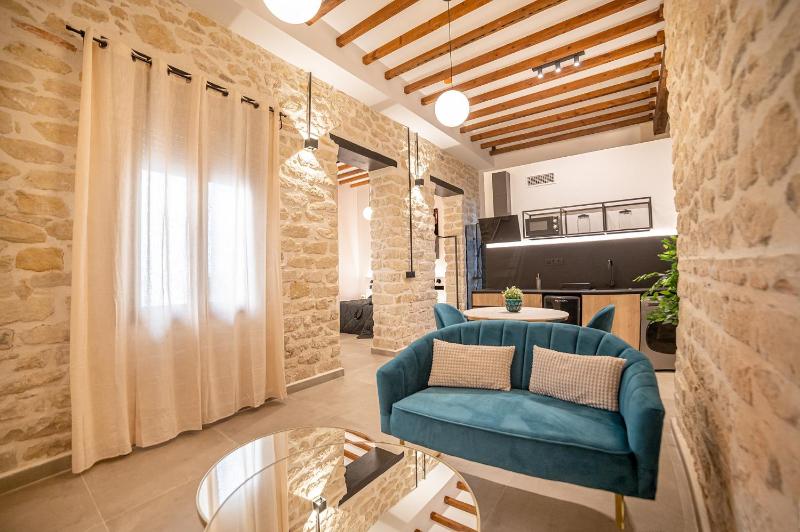 Apartamentos Loliqui centro Alicante - image 29