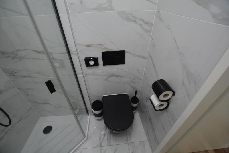 Double Room image 2