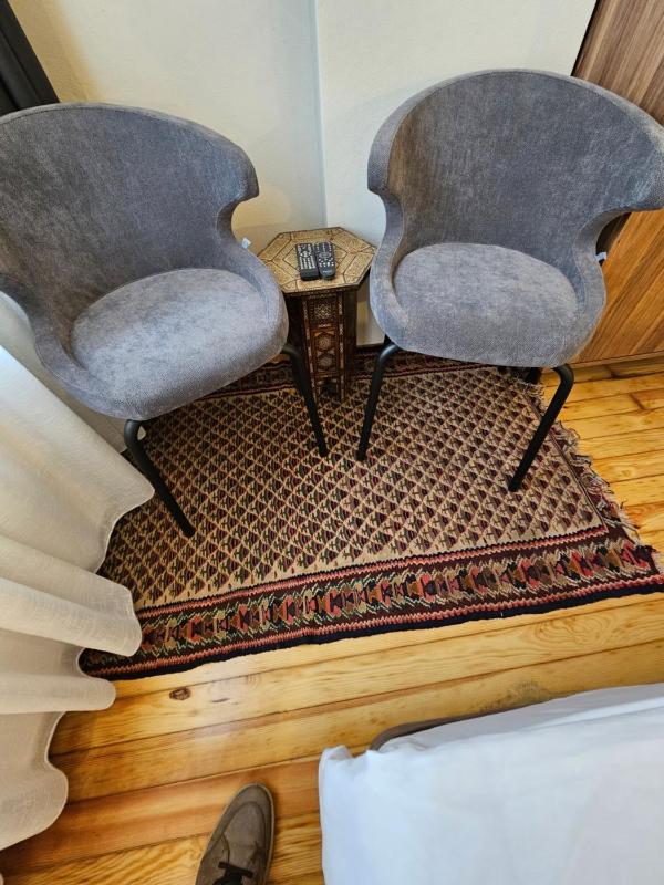 Double Room image 2
