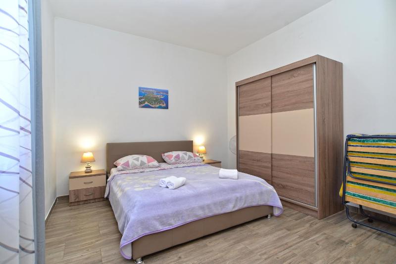 Apartment image 2