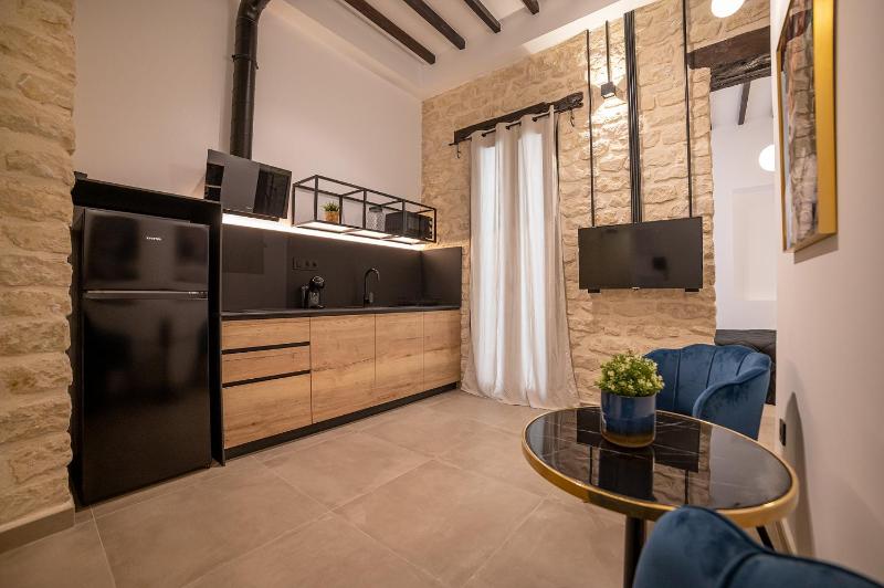 Apartamentos Loliqui centro Alicante - image 28