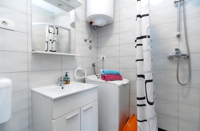 Apartment image 4