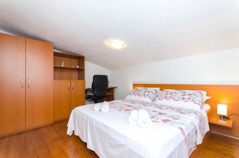 Apartment Marija - image 8
