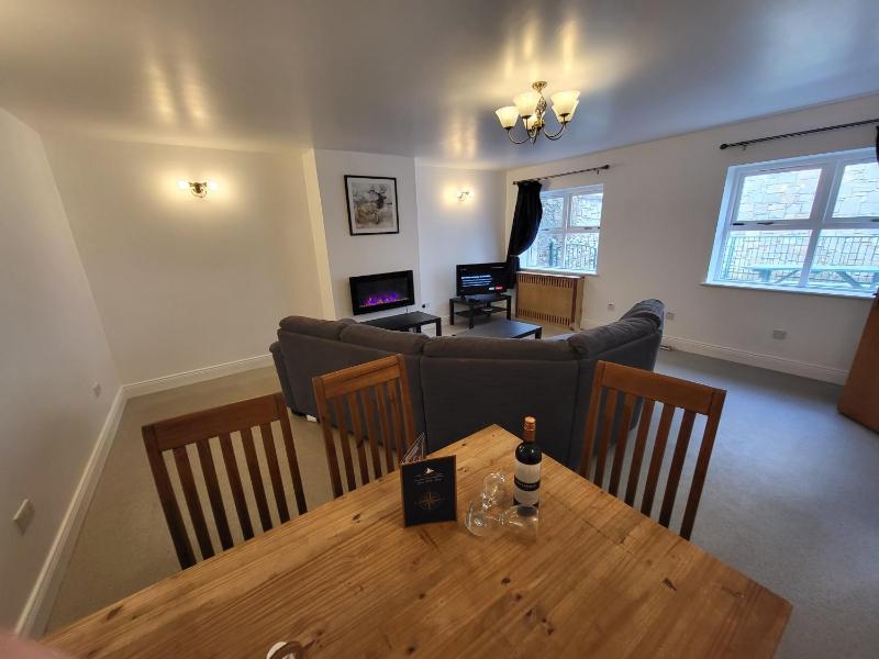 Deluxe Family Suite image 4