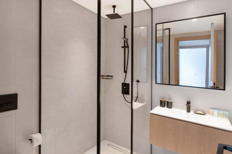 Allsopp & Allsopp - Full Burj Khalifa View 2-Bedroom Apartment in Marquise Square Business Bay - image 7