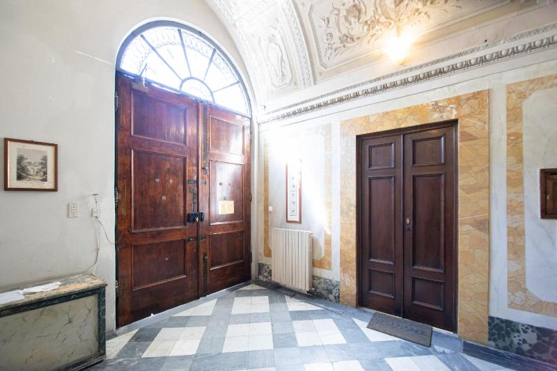 Venus Luxury Apartment in Center Town - image 21