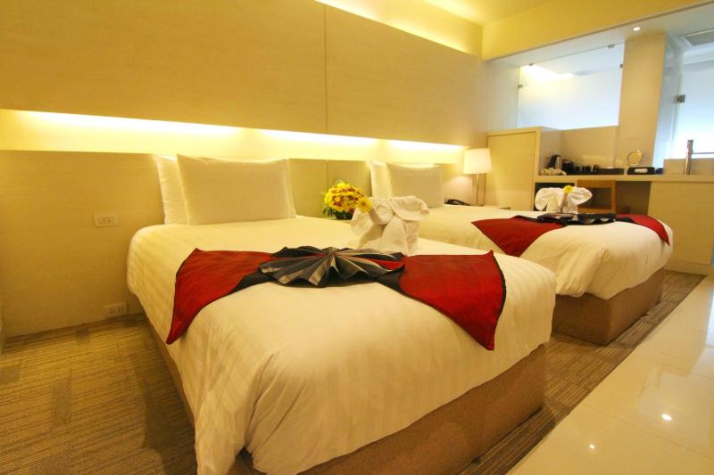 Grand Deluxe Twin Room image 2