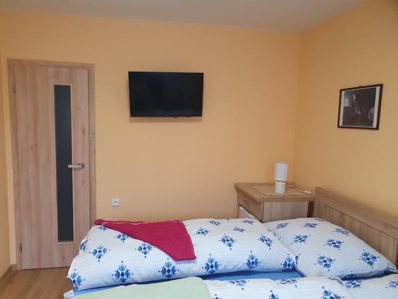 Double Room image 3