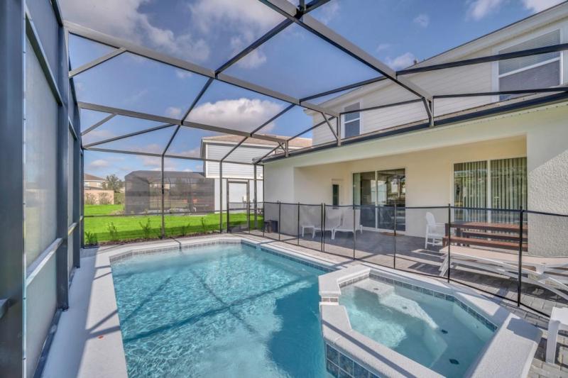 5 Bedroom Resort 5 bath Pool Home With Spa! villa - image 29