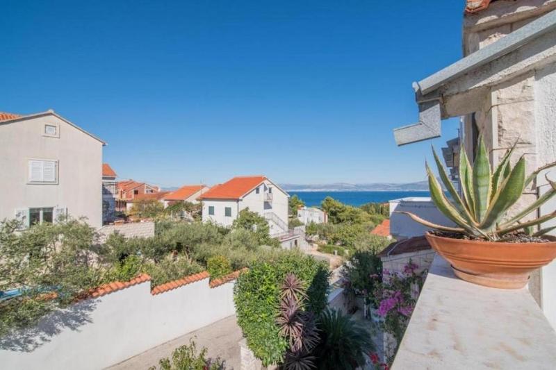 Family-friendly apartments with swimming pool Supetar Brac - 16774 - image 3