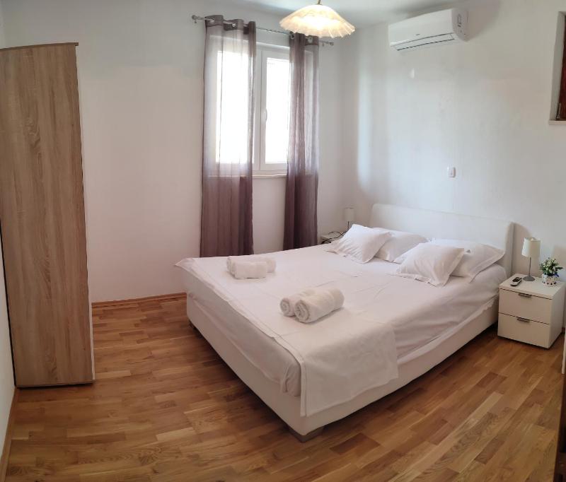 Apartments with parking space Stobrec Split - 20510 - image 39