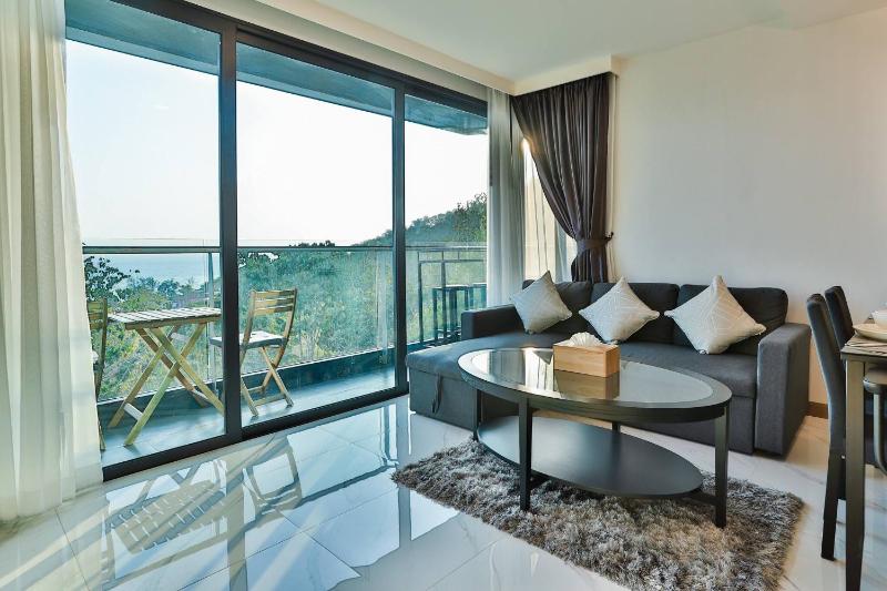 A503-Penthouse Amazing View 2brs3bedsAo Nang Beach Center - image 1