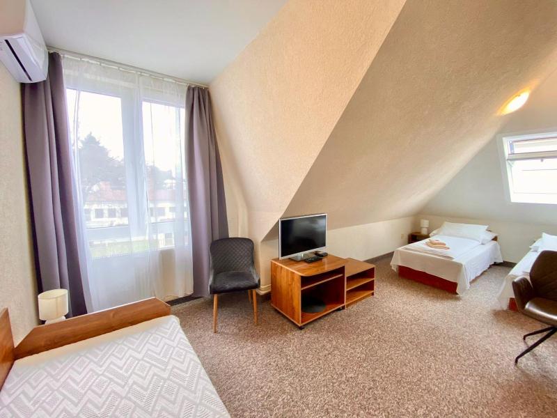 Triple Room image 4