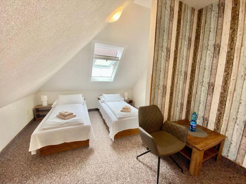 Triple Room image 3