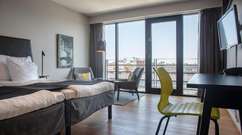 Superior Double or Twin Room image 4