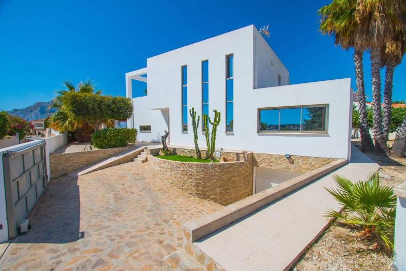 Villa Athos - PlusHolidays - image 16