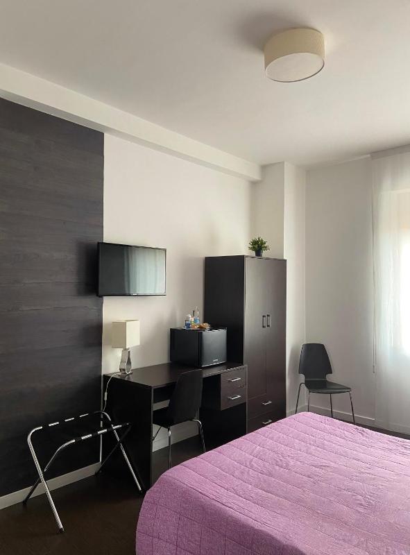 Domus Corso Umberto 18 B&B - image 24