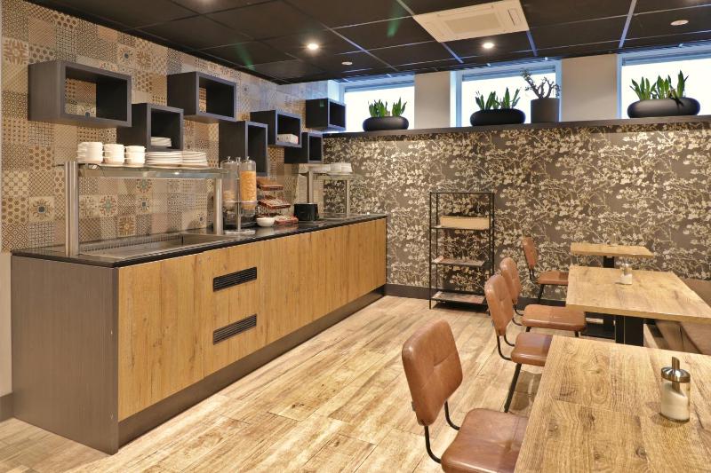 XO Hotel Inner - image 14