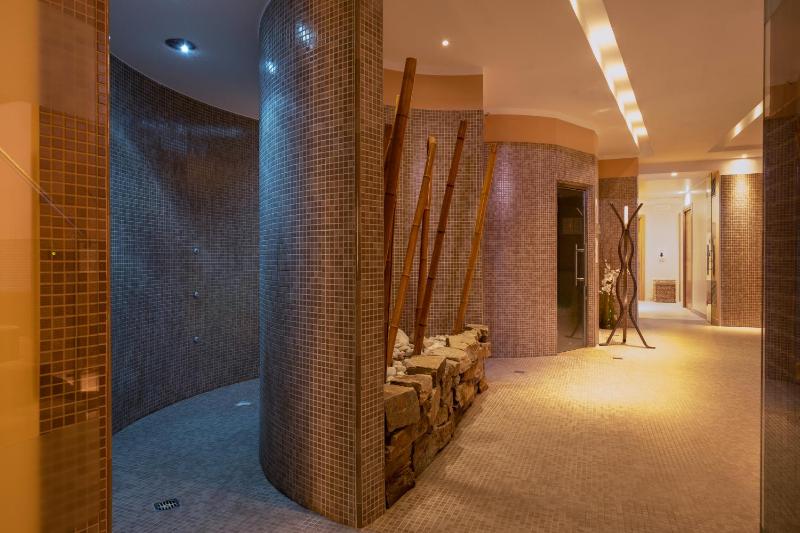 The Ziba Hotel & Spa - image 34