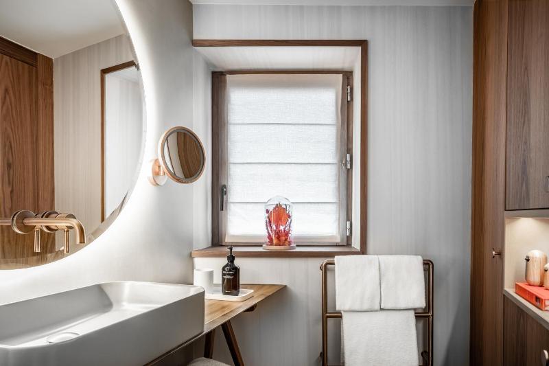Superior Double Room image 1