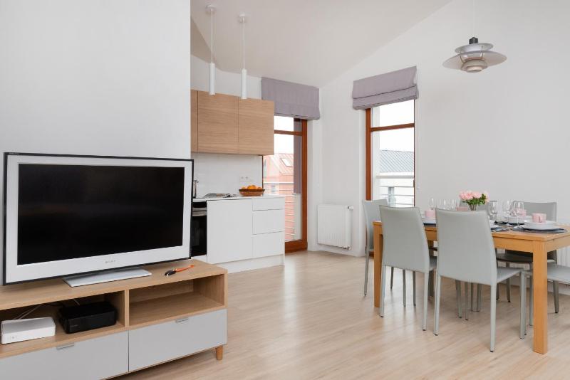 Apartament Neptun Park by Noclegi Renters - image 3