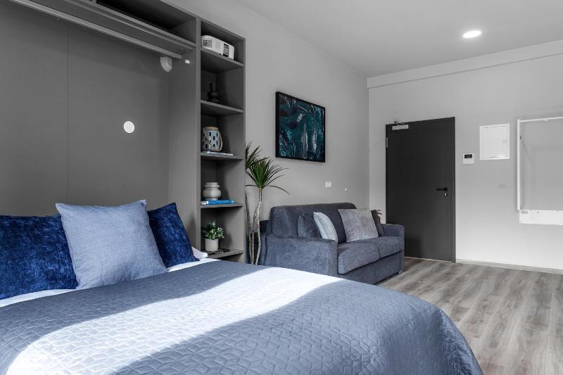 B18 Apartments - image 8