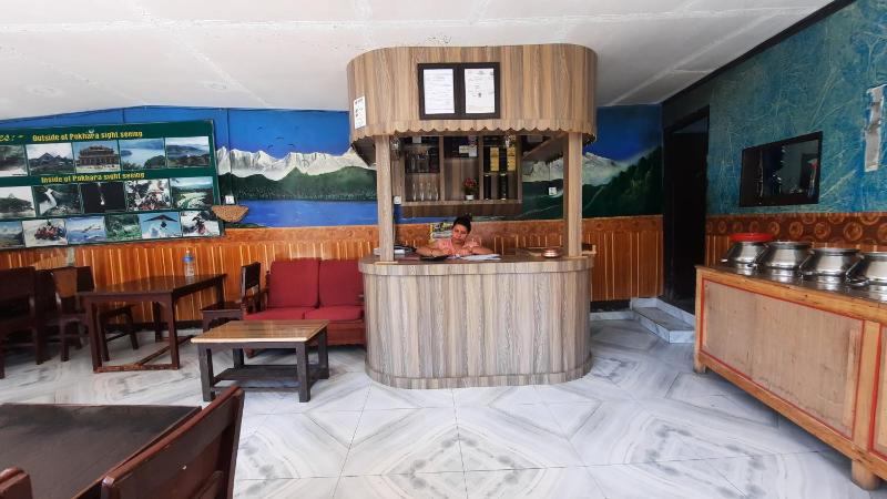 Hotel Lake Garden - image 14