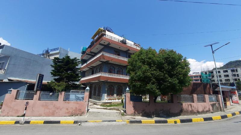 Hotel Lake Garden - image 13