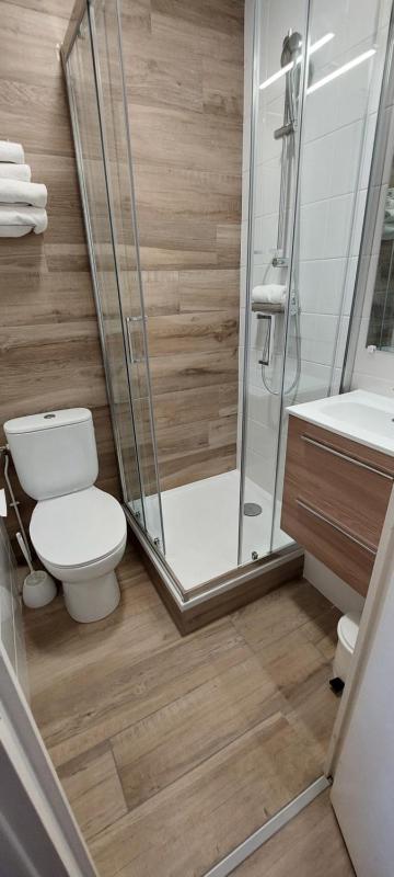 Standard Double Room image 3