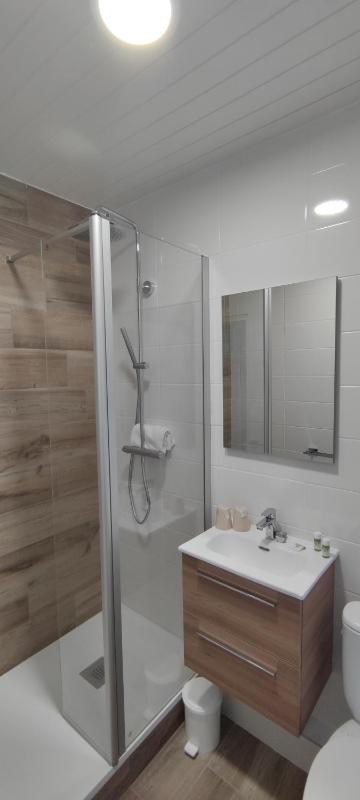 Standard Double Room image 1