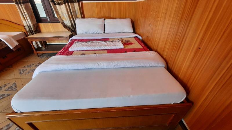 Hotel Lake Garden - image 3