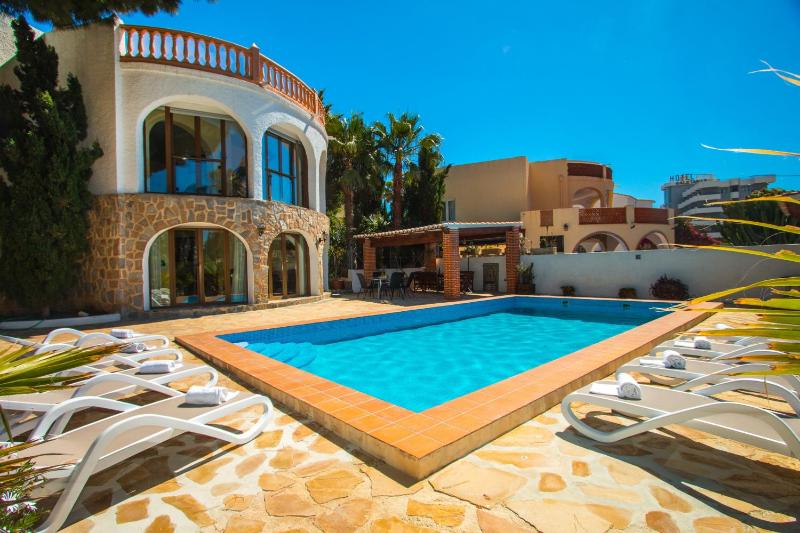 Villa Cintya - PlusHolidays - image 12