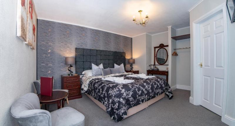 Beaumont Windermere - Adults-Only Boutique Guest House- Free Parking & Wellness Access - image 7