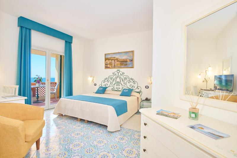 Junior Suite image 3