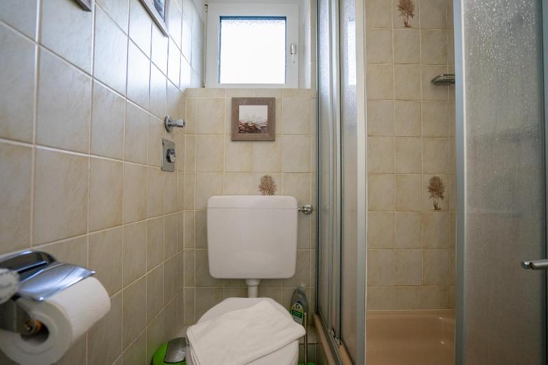 Hohenzollernpassage Wohnung Seemöwe - image 8