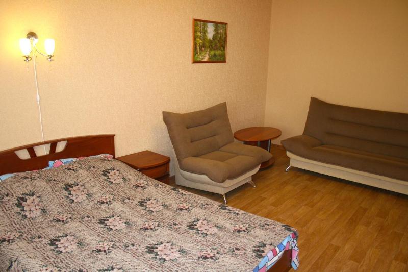 One-Bedroom Apartment image 2