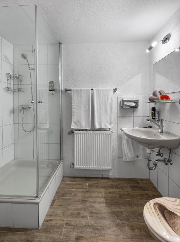Single Room image 2