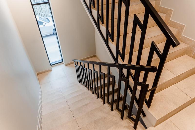 Studio Apartment image 3