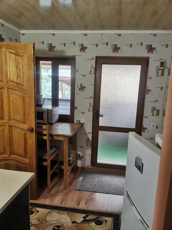 Apartment with Mountain View image 3
