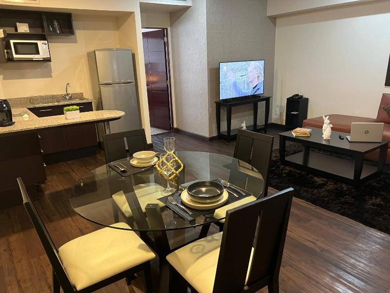 St Isidro Suites Corporate Housing SPA & Wellness Center - image 9