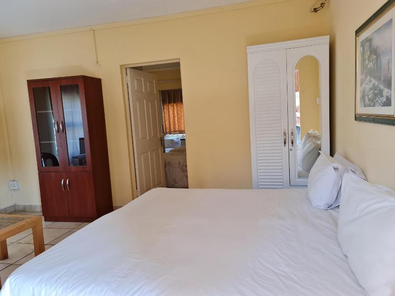 Bluff Accommodation Aybriden Self-Catering - image 6