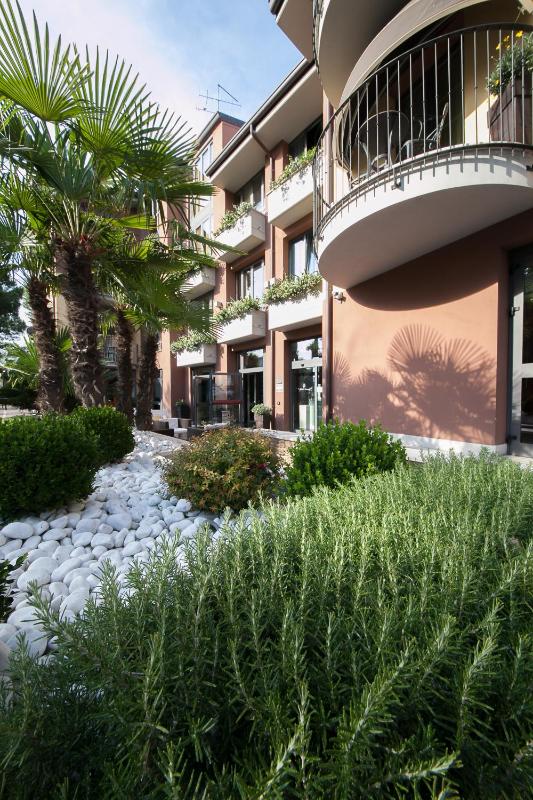 Hotel Aurora - image 17