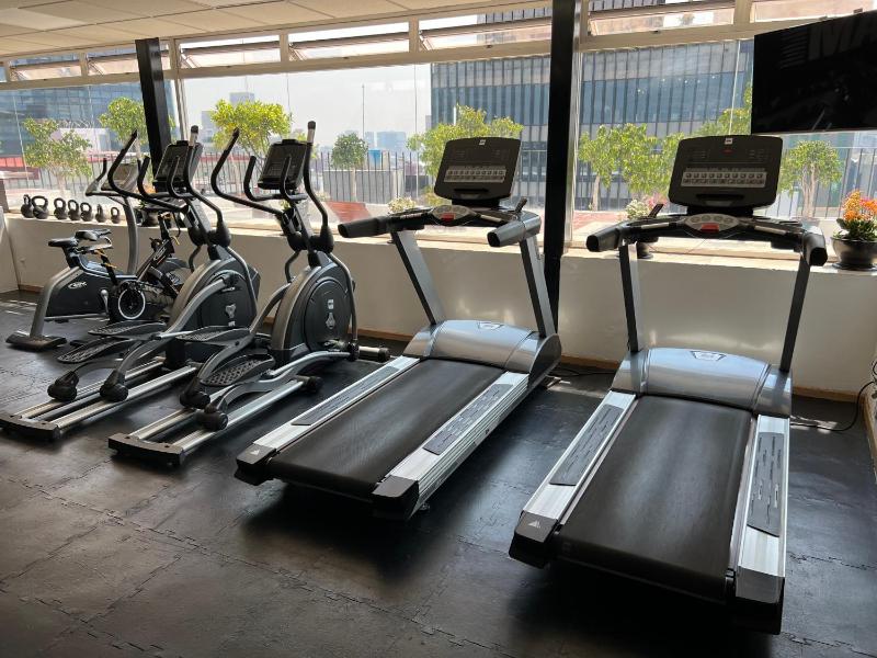 St Isidro Suites Corporate Housing SPA & Wellness Center - image 3