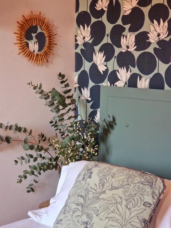 Small Double Room image 1