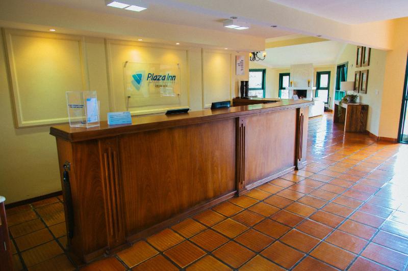 Plaza Inn Week Inn - image 25