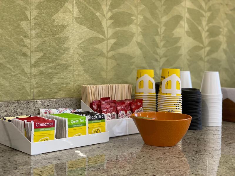 Aparthotel Sevilla Suites - image 8