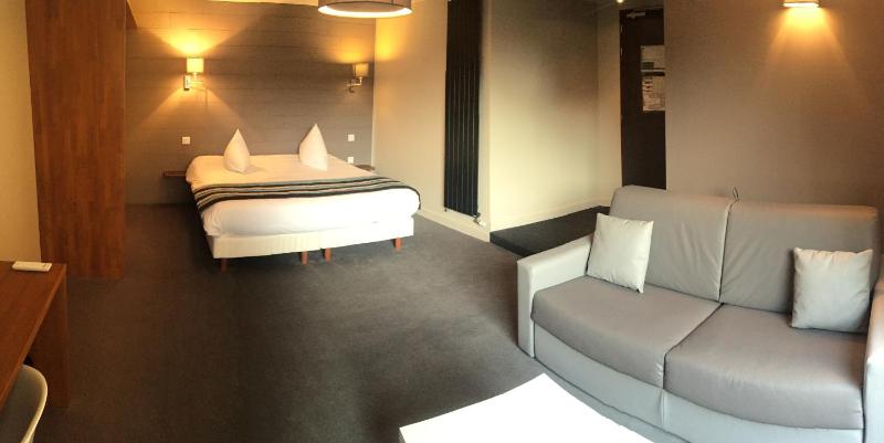Hôtel des Rochers - image 33