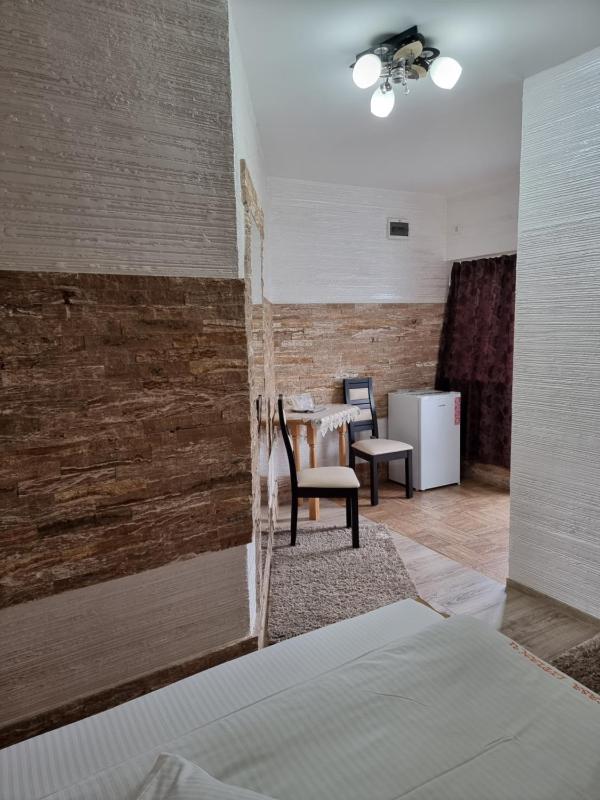 Double Room with Garden View image 2