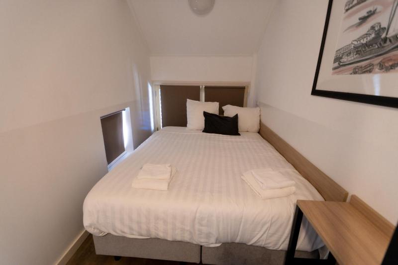 Two-Bedroom Duplex Apartment image 2