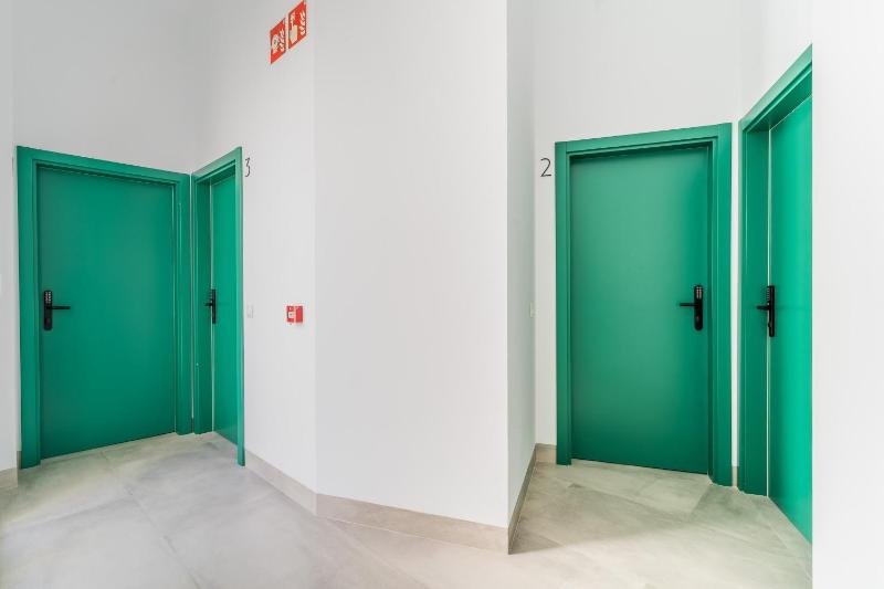 CASA DE LA VEGA SUITES - image 28